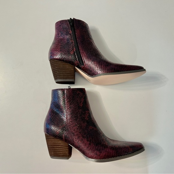 COCONUTS BY MATISSE Spade Burgundy Snakeskin Booties - Picture 6 of 15